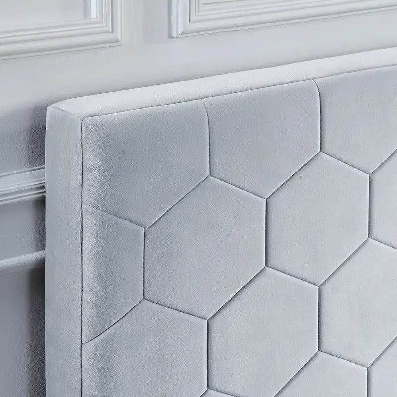 Lit d'invité moderne en velours gris avec rangement et tête de lit