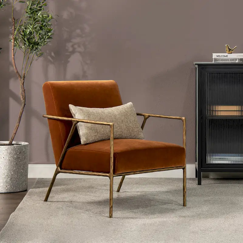 Fauteuil d'appoint en velours avec base en laiton martelé de 24,5 po